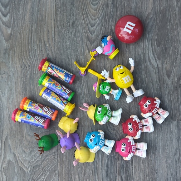 M&M'S Other - ♥️5/$25Huge Rare Vintage Lot of M&M Collector Items